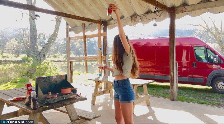 Tory Delury / ToryDeluryTravels / torydelury Nud OnlyFans  Fotografie scursă #20