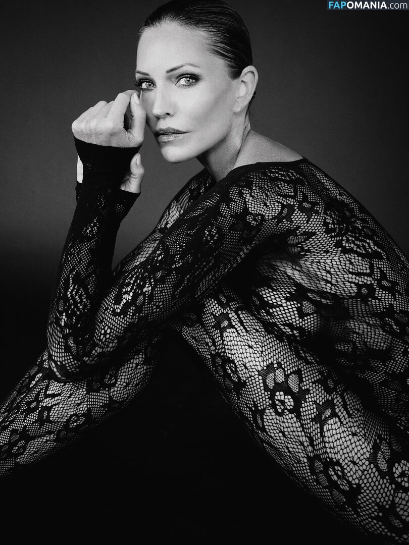 Cylon / Tricia Helfer / officialtriciahelfer / triciahelfer Nud OnlyFans  Fotografie scursă #167