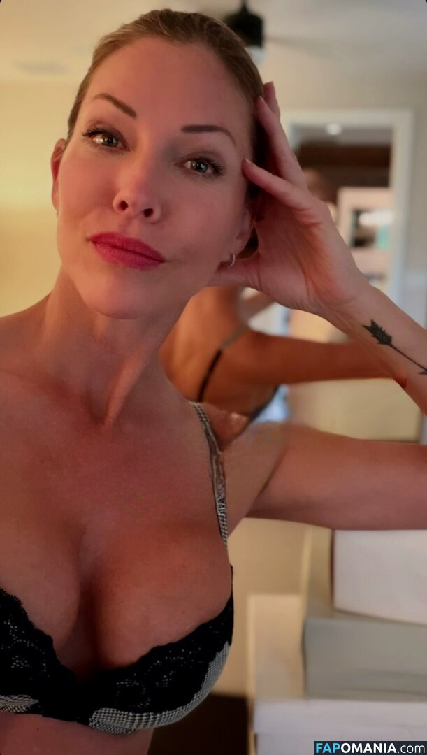 Cylon / Tricia Helfer / https: / officialtriciahelfer / triciahelfer Nud OnlyFans  Fotografie scursă #202