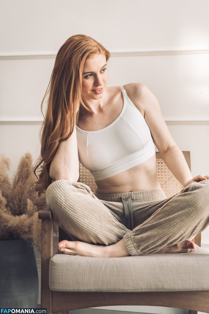 TV Shopping Presenters Nud OnlyFans  Fotografie scursă #9