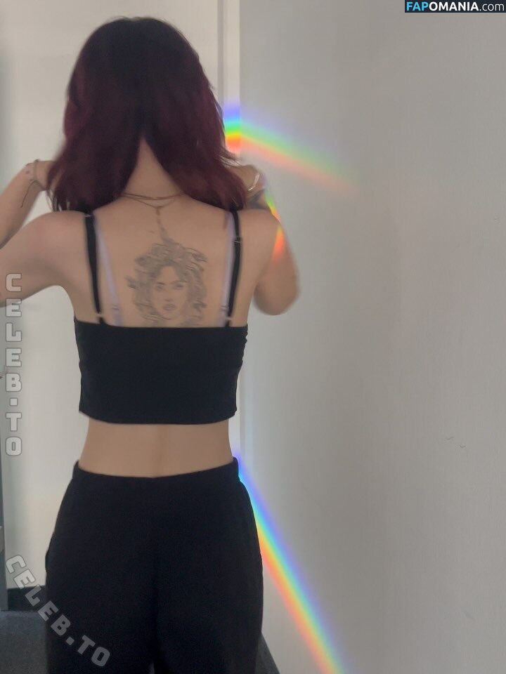 https: / typicallylotti Nud OnlyFans  Fotografie scursă #3