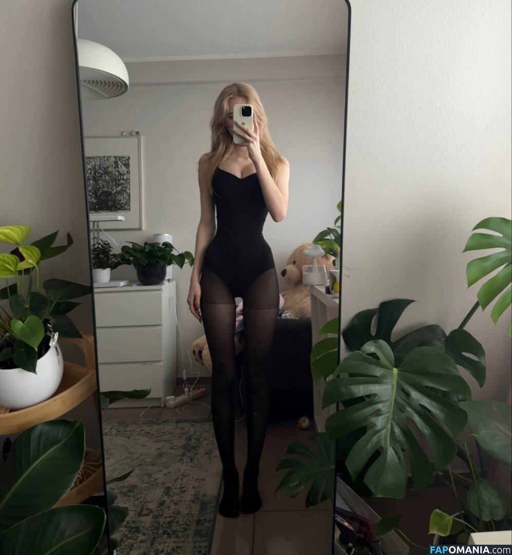 Ukraine Mega / misstic / ukraine.ua Nud OnlyFans  Fotografie scursă #44
