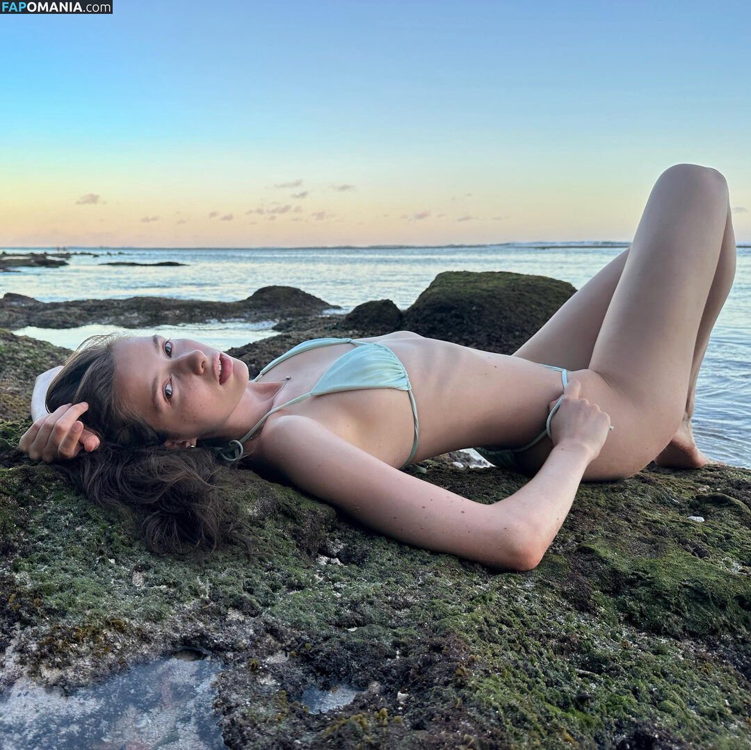 Upminaa / https: Nud OnlyFans  Fotografie scursă #69