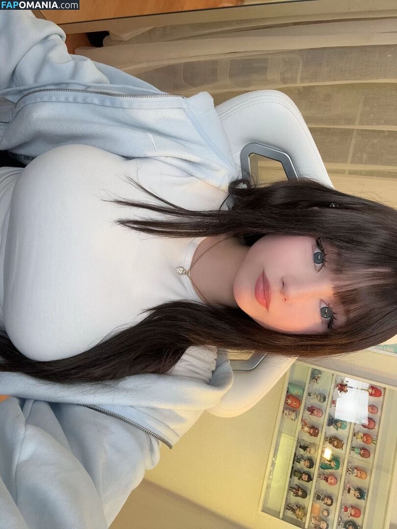 Upminaa / https: Nud OnlyFans  Fotografie scursă #72