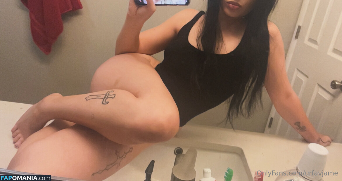 https: / urfavjame / urrfavjame Nud OnlyFans  Fotografie scursă #4