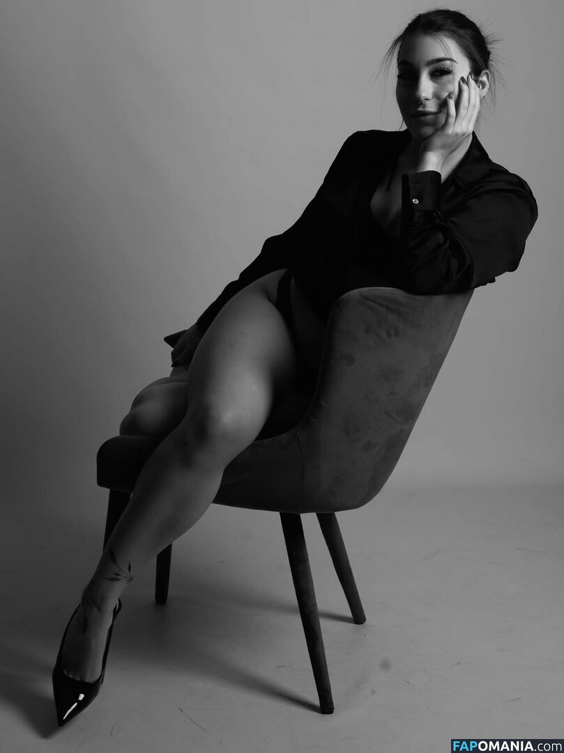 @Valentinadisozio / Valentina di Sozio Nud OnlyFans  Fotografie scursă #4