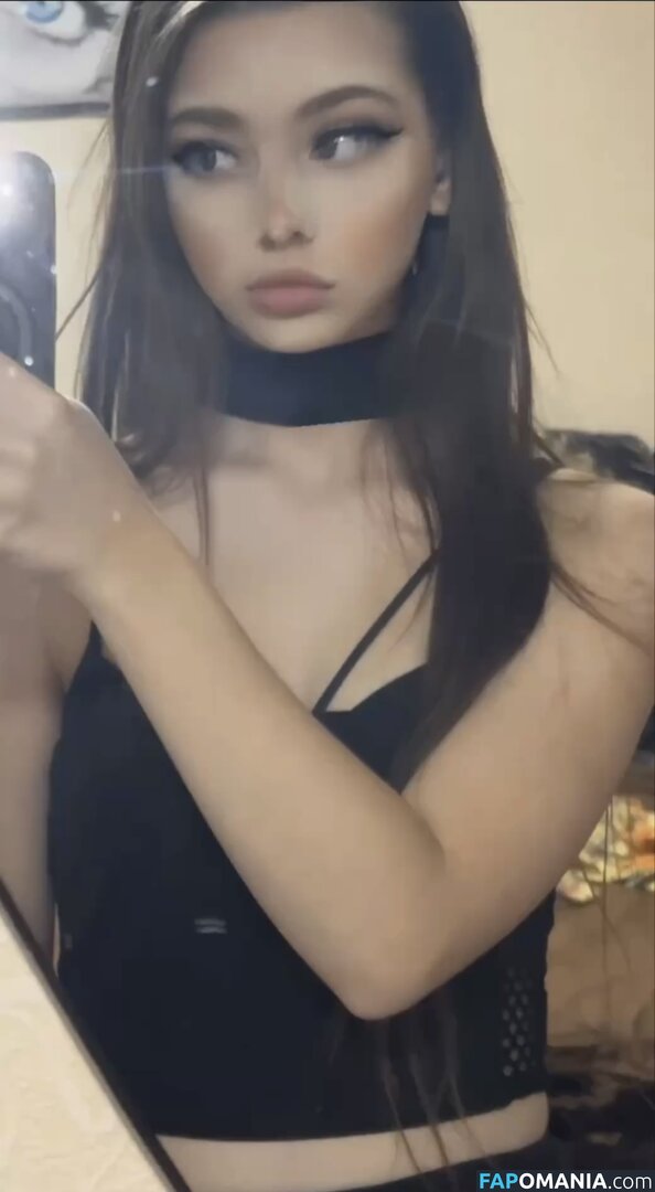 Valeri / _valeririi Nud OnlyFans  Fotografie scursă #1