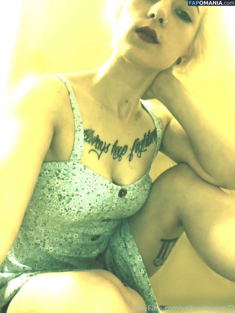 icequeen01_ / valkyriequeen27 Nud OnlyFans  Fotografie scursă #11