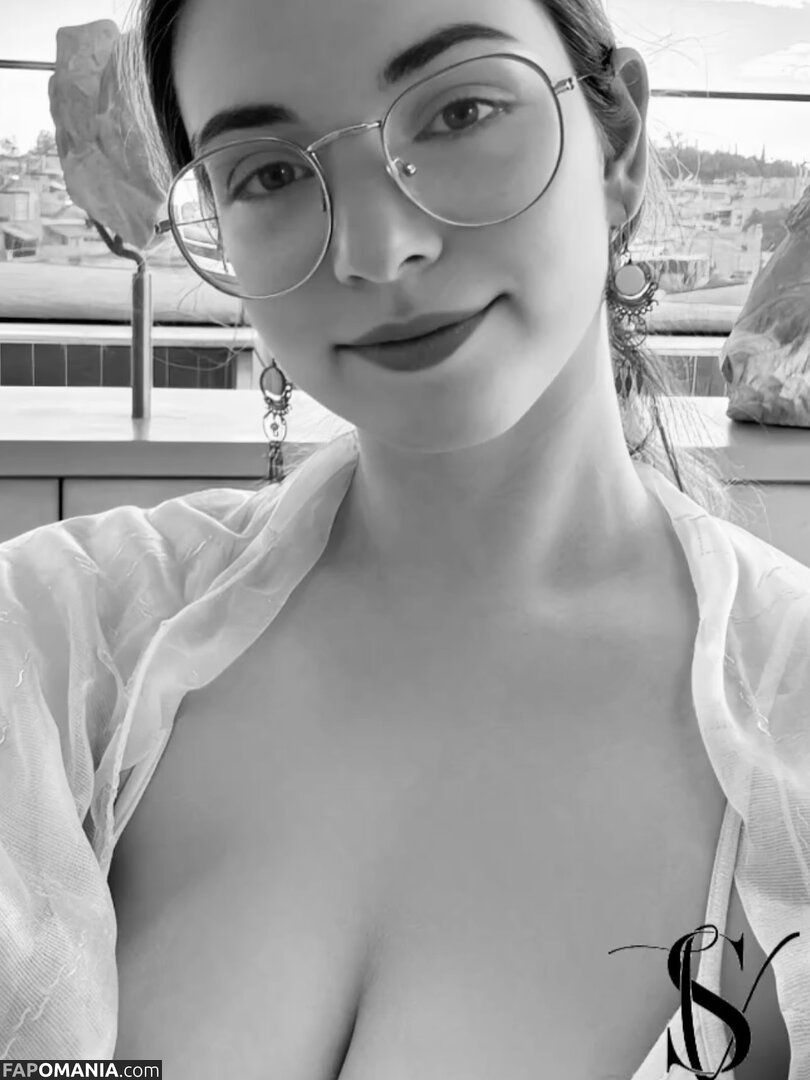 Sarah Venus / Venus Sarah / sarahvenusofficial / thecosmic_sarah Nud OnlyFans  Fotografie scursă #3