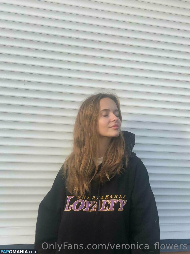 mzlovinmyself / veronica_flowers Nud OnlyFans  Fotografie scursă #58