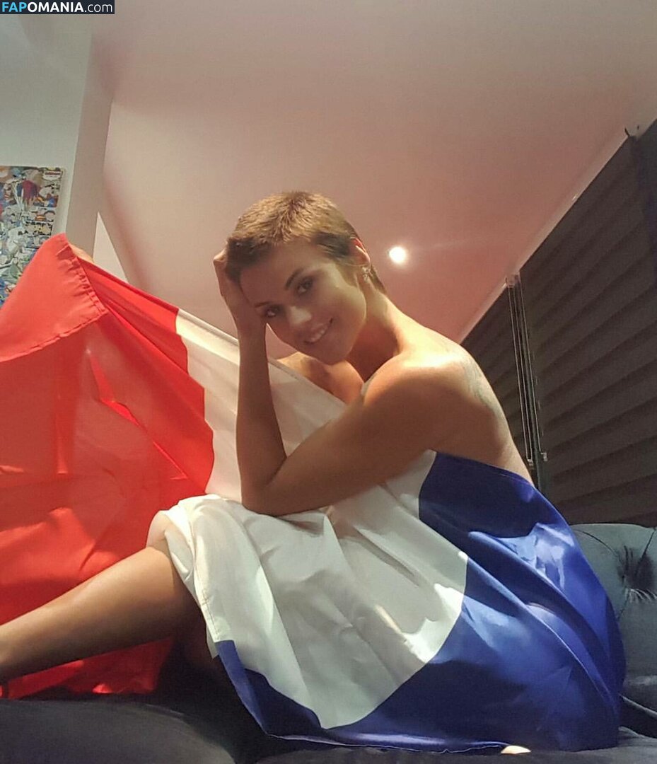 Vic Alouqua / vicalouquaoff / vicalouquaofficial / victoriafitfrance1 Nud OnlyFans  Fotografie scursă #63