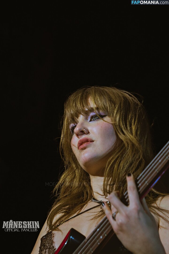 Maneskin bassist / Victoria De Angelis / vicdeangelis Nud OnlyFans  Fotografie scursă #80