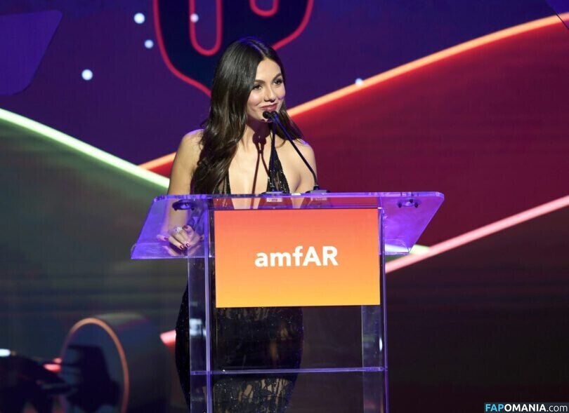 Victoria Justice / https: / victoriajustice Nud OnlyFans  Fotografie scursă #108