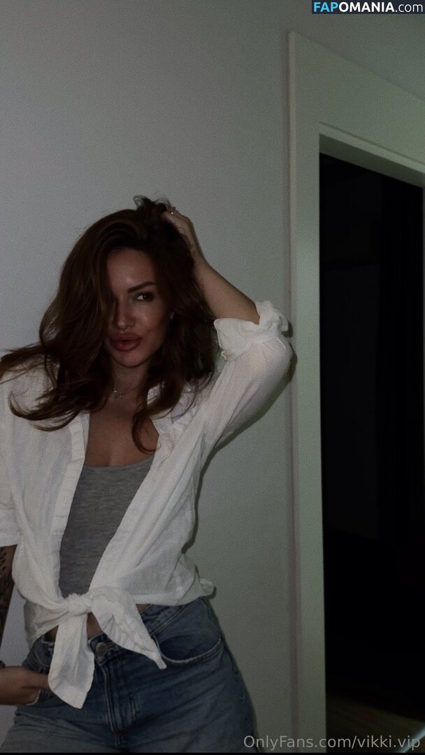 vikki.vip Nud OnlyFans  Fotografie scursă #10