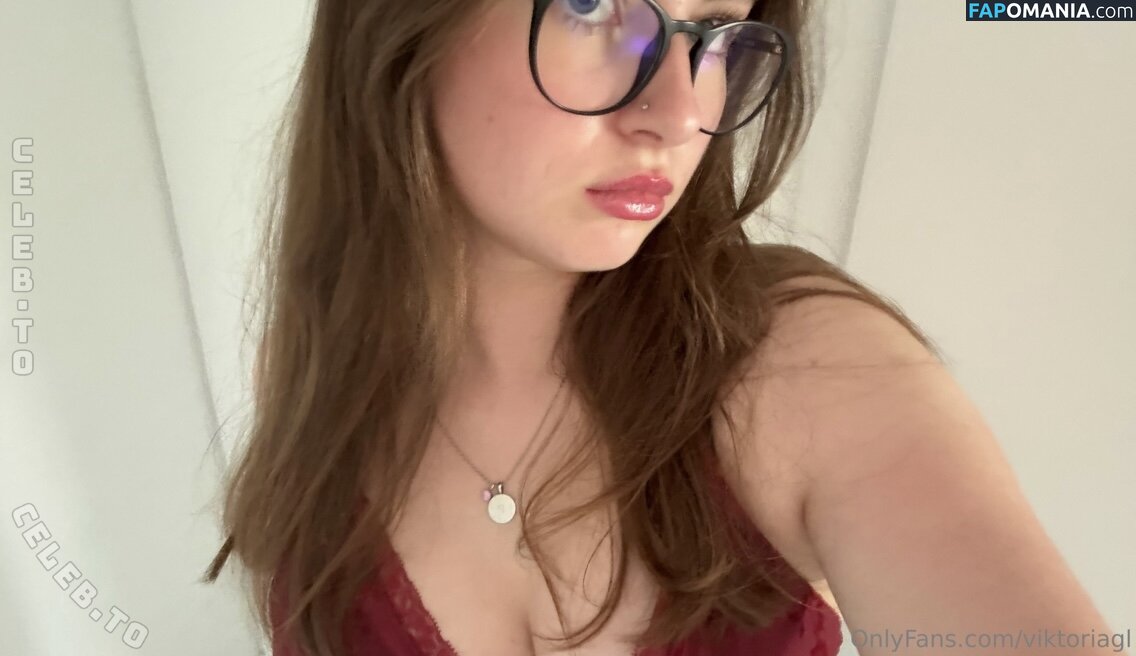 Viktoria Glebov / https: / viktoria.gle / viktoriagl Nud OnlyFans  Fotografie scursă #3