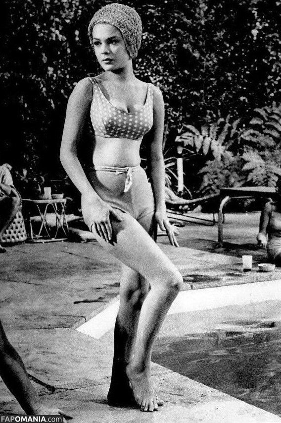 Vintage Sexy Celebs Nud OnlyFans  Fotografie scursă #41