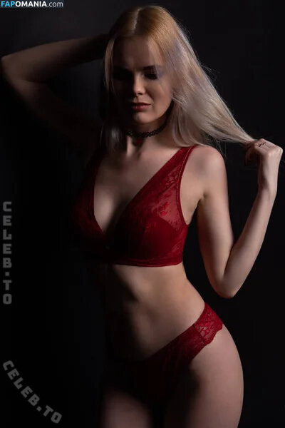 Virginie Efira / VirginieEfira / efira_virginie / https: Nud OnlyFans  Fotografie scursă #4