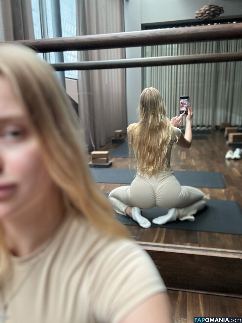 Vlada Dobryak / Vladababy / Vladaelfie Nud OnlyFans  Fotografie scursă #330