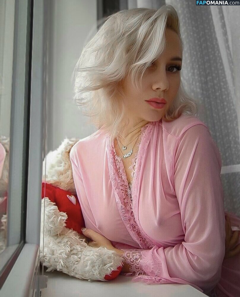 vrednashka / vrednashka_ Nud OnlyFans  Fotografie scursă #58