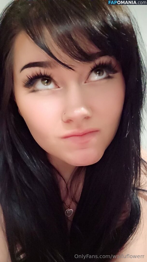 rewolfmi / waifuflowerr Nud OnlyFans  Fotografie scursă #4