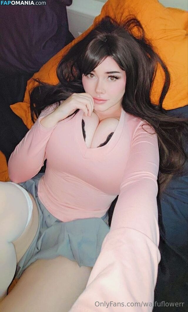 rewolfmi / waifuflowerr Nud OnlyFans  Fotografie scursă #19