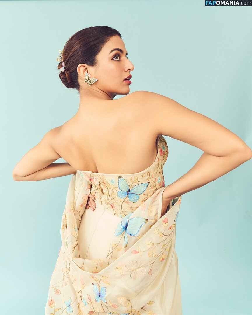 Wamiqa Gabbi / wamiqagabbi Nud OnlyFans  Fotografie scursă #3