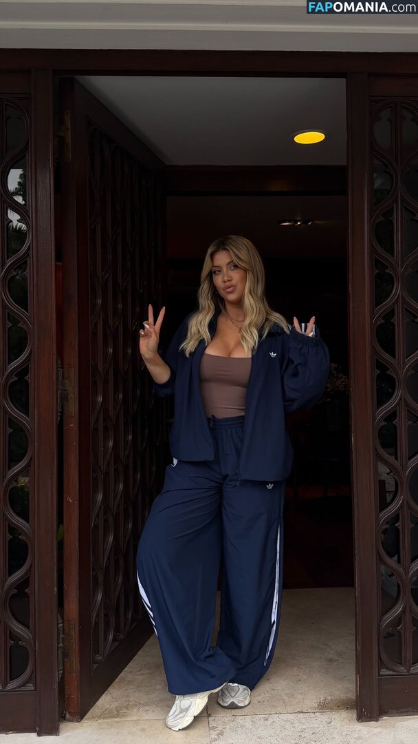 Icardi / Wanda Nara / badbitchwan / wanda_nara / wanditanara Nud OnlyFans  Fotografie scursă #455