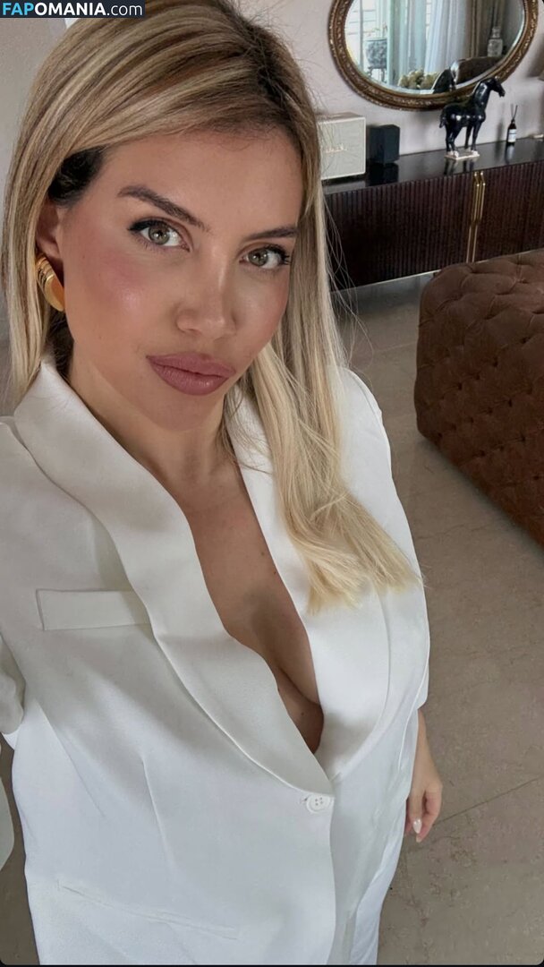 Icardi / Wanda Nara / badbitchwan / wanda_nara / wanditanara Nud OnlyFans  Fotografie scursă #495