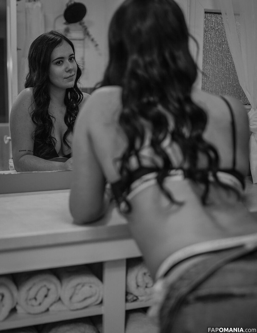 KarsynElledge3 / Women Motorsports / https: / its_jpunch / kelledge3 / liakblock Nud OnlyFans  Fotografie scursă #7