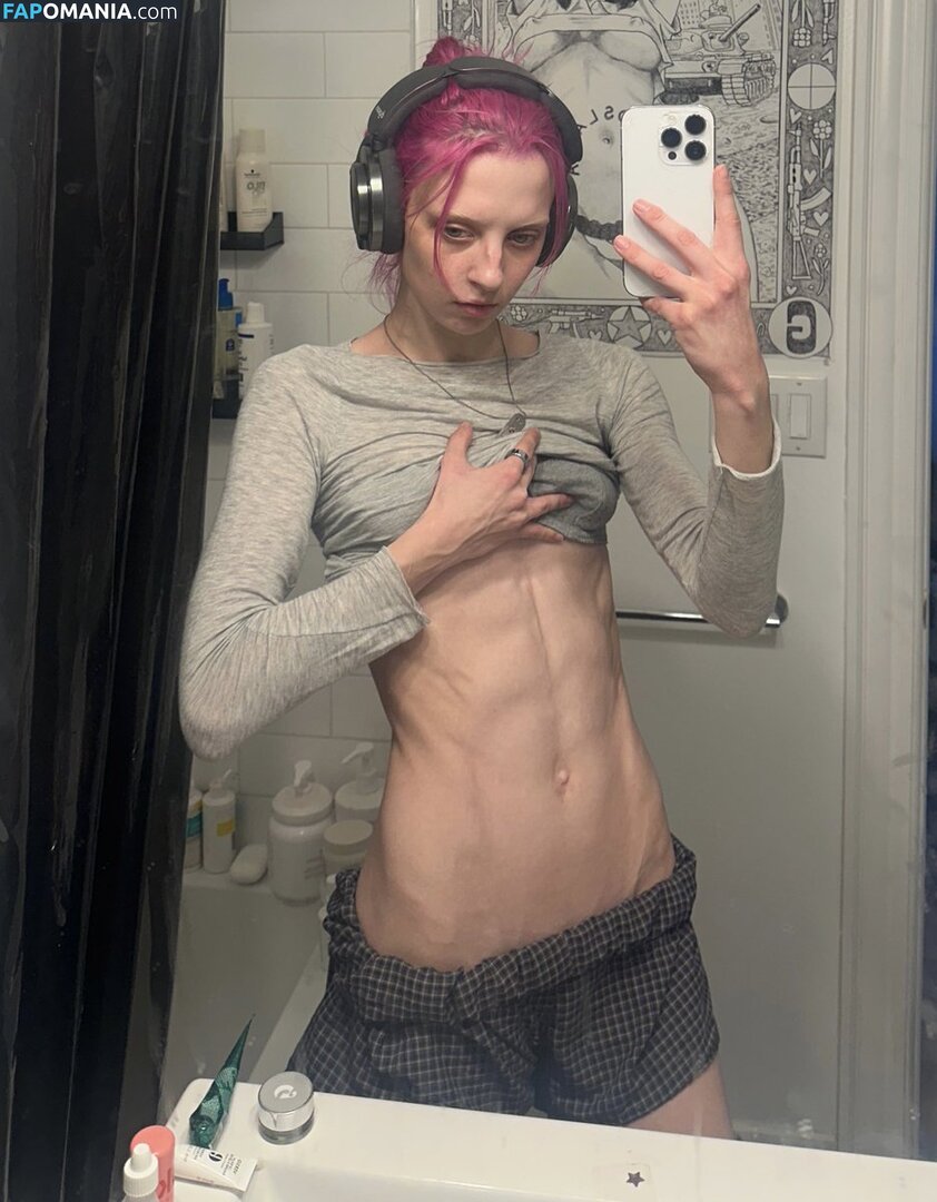Women With Long Torso Nud OnlyFans  Fotografie scursă #1