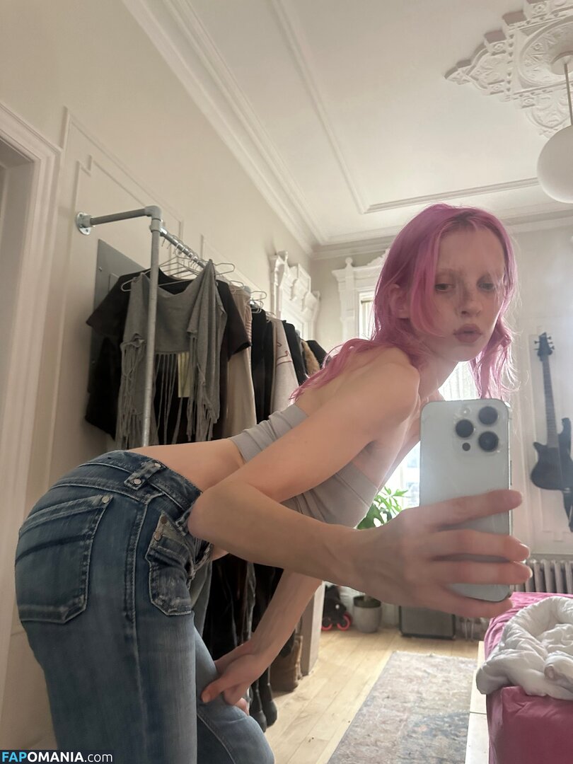 Women With Long Torso Nud OnlyFans  Fotografie scursă #5