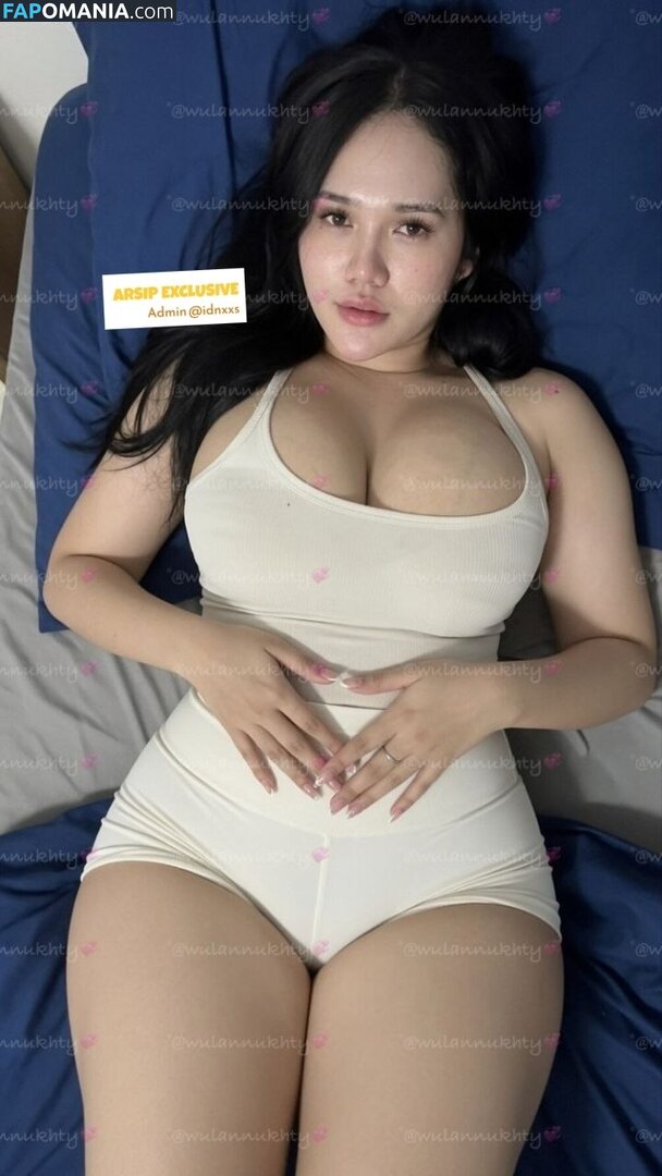fitriwln / https: / wulannukhty / xxbbywlnn Nud OnlyFans  Fotografie scursă #3
