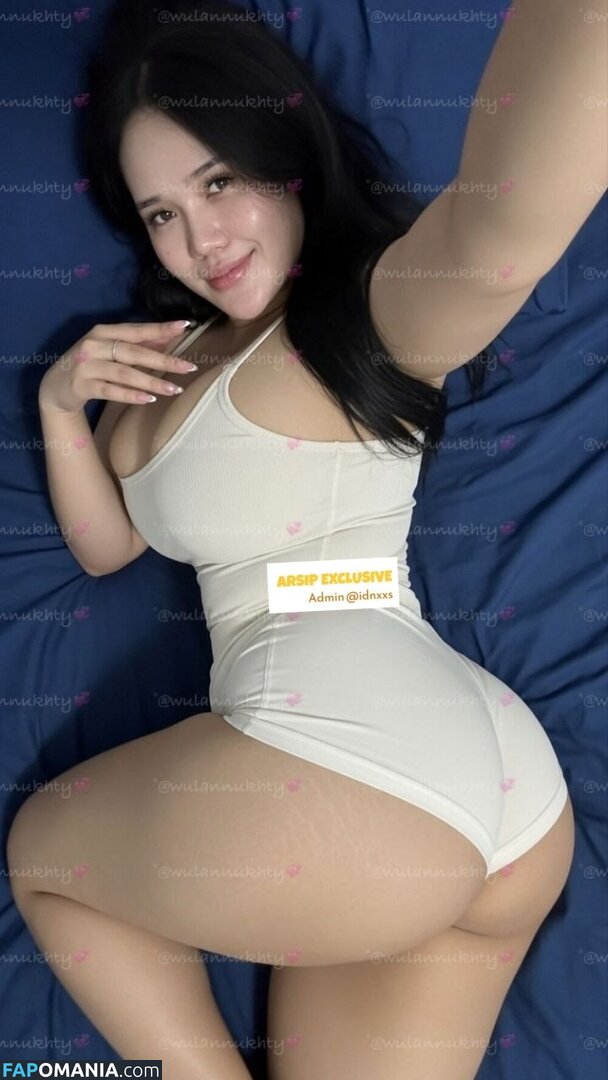 fitriwln / https: / wulannukhty / xxbbywlnn Nud OnlyFans  Fotografie scursă #5