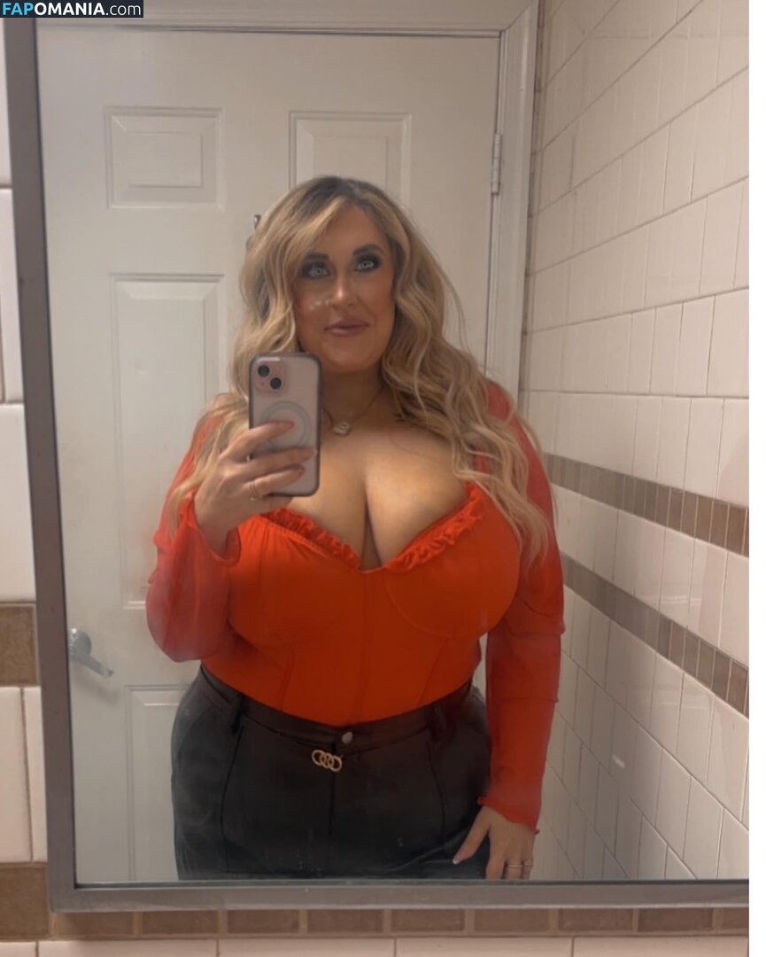 altizer.brittney / https: / queensizebxrbie / wvqueenb / xxlmilfbxrbie Nud OnlyFans  Fotografie scursă #1