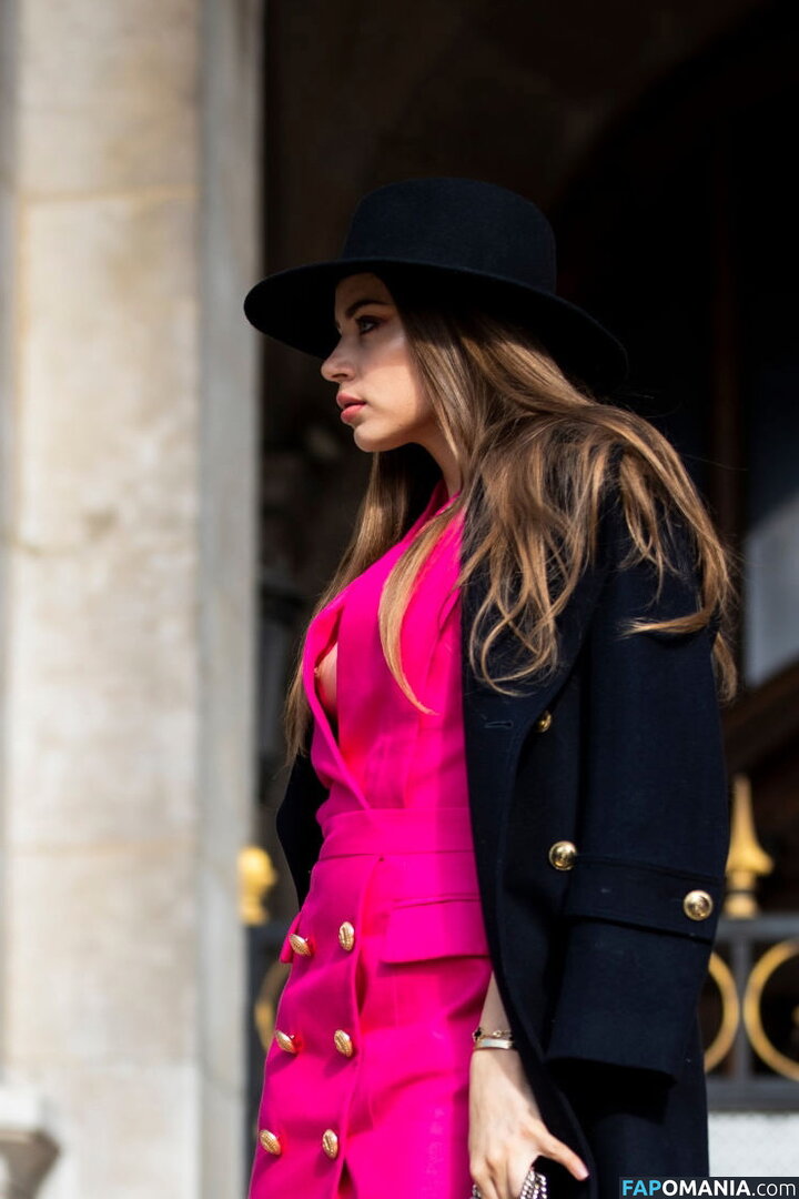 Xenia Tchoumi Nud OnlyFans  Fotografie scursă #16