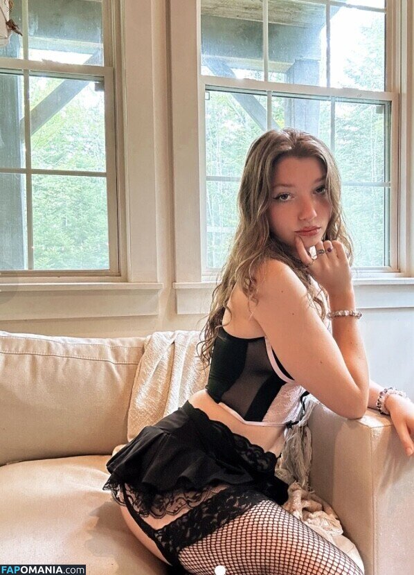 xmadelineo Nud OnlyFans  Fotografie scursă #1