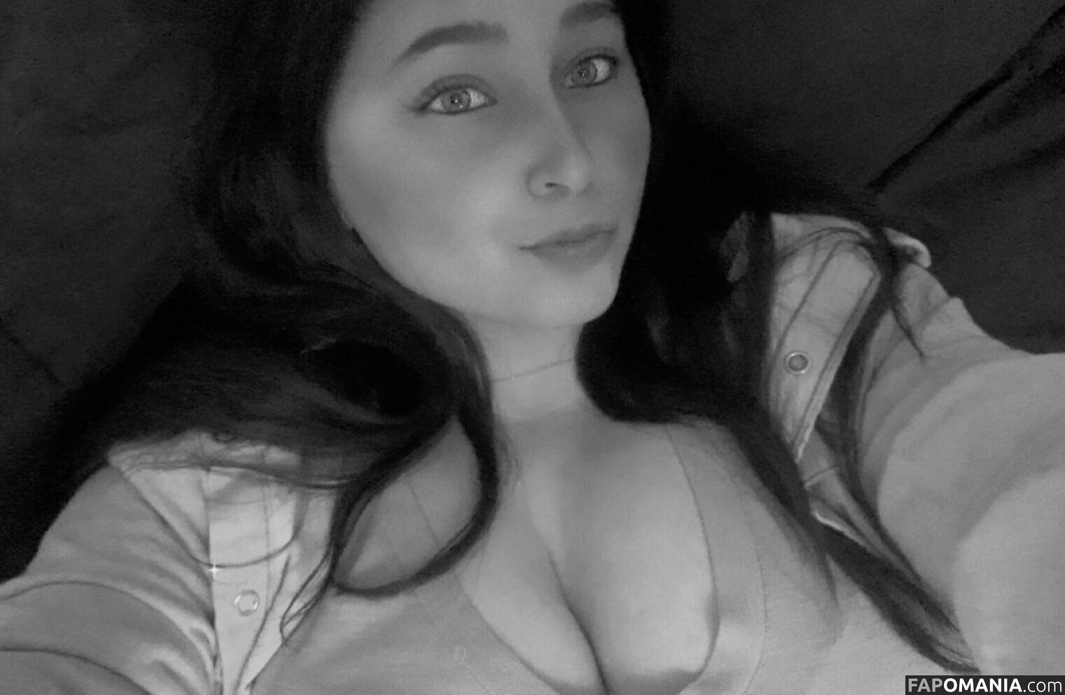 Yagirlsarina24 Nud OnlyFans  Fotografie scursă #5