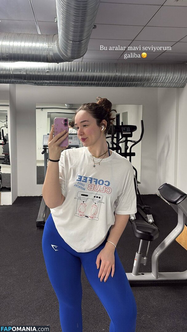 Yagmur Simsek / https: / rainsimsek98 / yagmrsmsk / yamursimseek Nud OnlyFans  Fotografie scursă #10