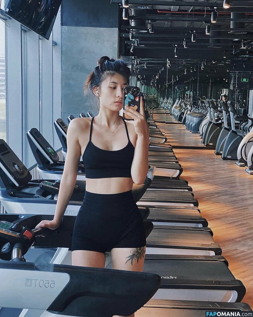 Yan_0304 / Y小姐 / yana_0304_ Nud OnlyFans  Fotografie scursă #2