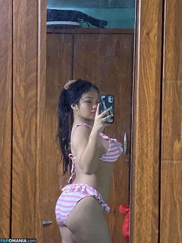 Rhyana mayo / Yana de mesa mayo Nud OnlyFans  Fotografie scursă #5