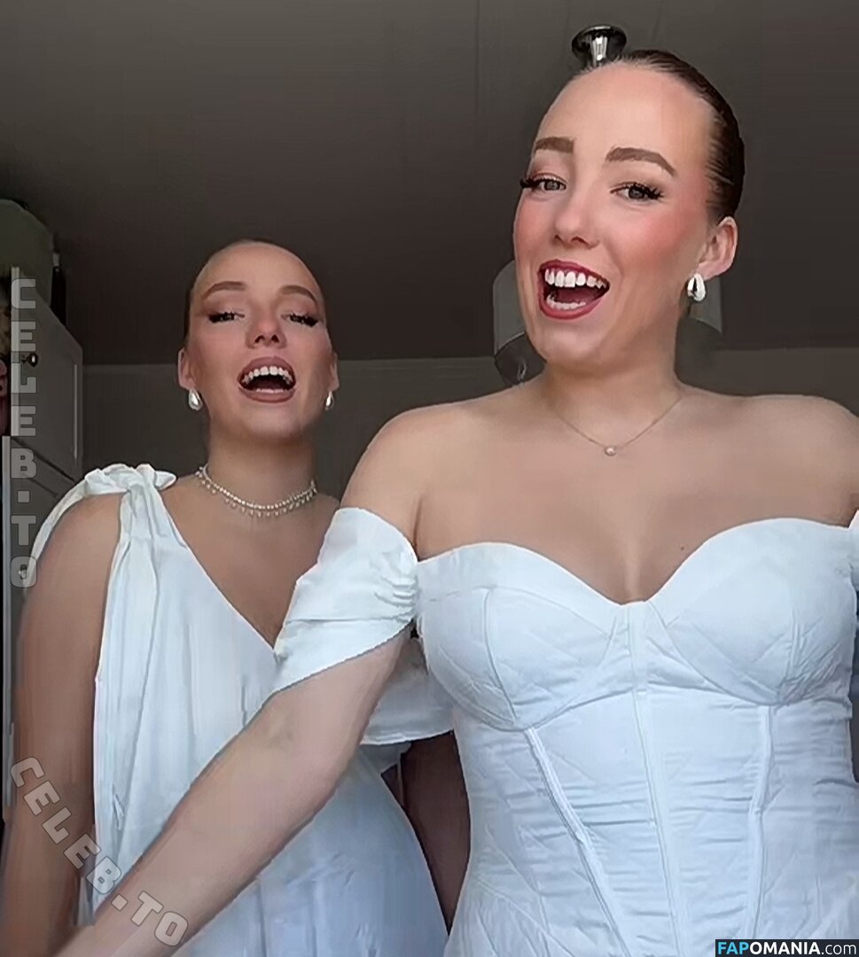 Yana & Tayisiya Morderger / yanusik_97_ Nud OnlyFans  Fotografie scursă #6