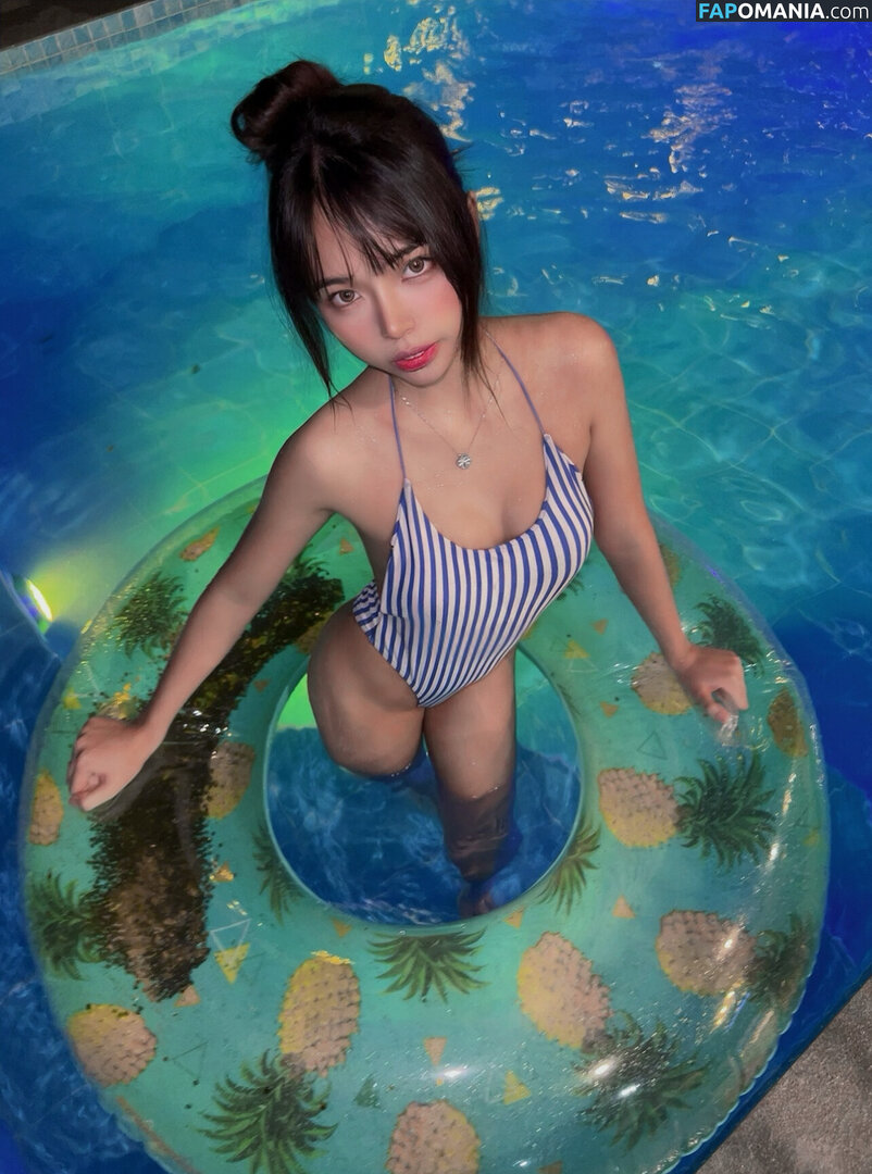 Yanyankyun / yanyan.cos Nud OnlyFans  Fotografie scursă #9