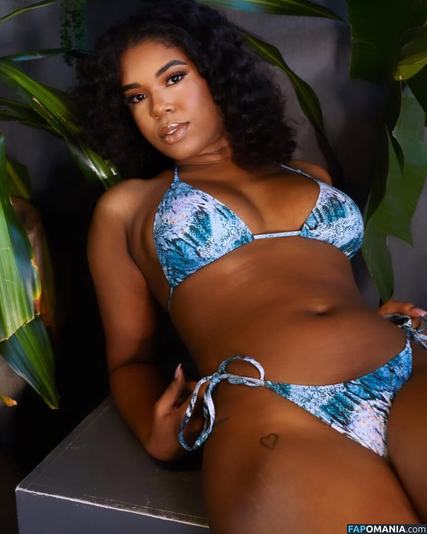 Yasmeen Kearra / yaskearra / yasmeen.kearra Nud OnlyFans  Fotografie scursă #7