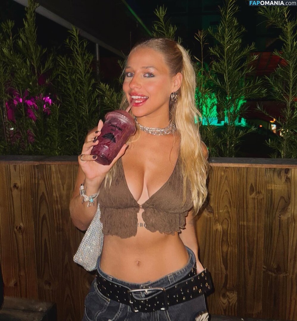 Yasmin Coelho / coelho.yas Nud OnlyFans  Fotografie scursă #5