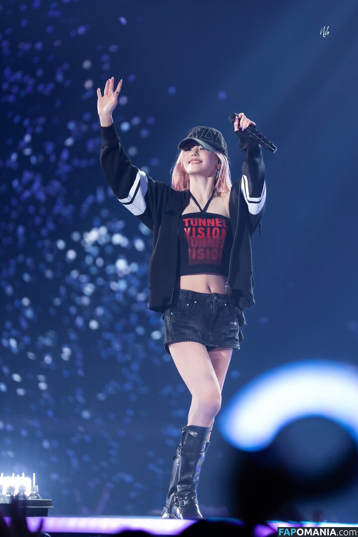Hwang Ye-ji / ITZY (예지 / Yeji / yezyizhere Nud OnlyFans  Fotografie scursă #37