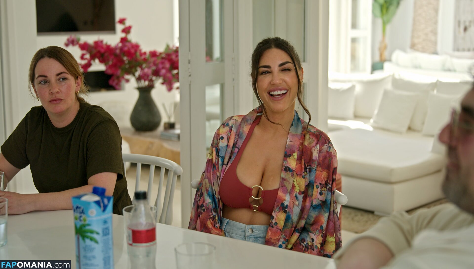 Yolanthe Cabau / https: / yolanthecabau Nud OnlyFans  Fotografie scursă #6