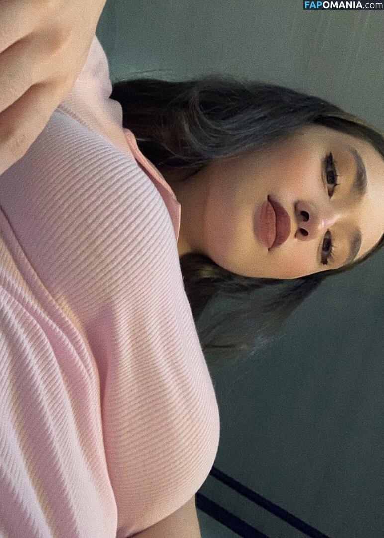 Mayukisu / Yotanwas Nud OnlyFans  Fotografie scursă #1