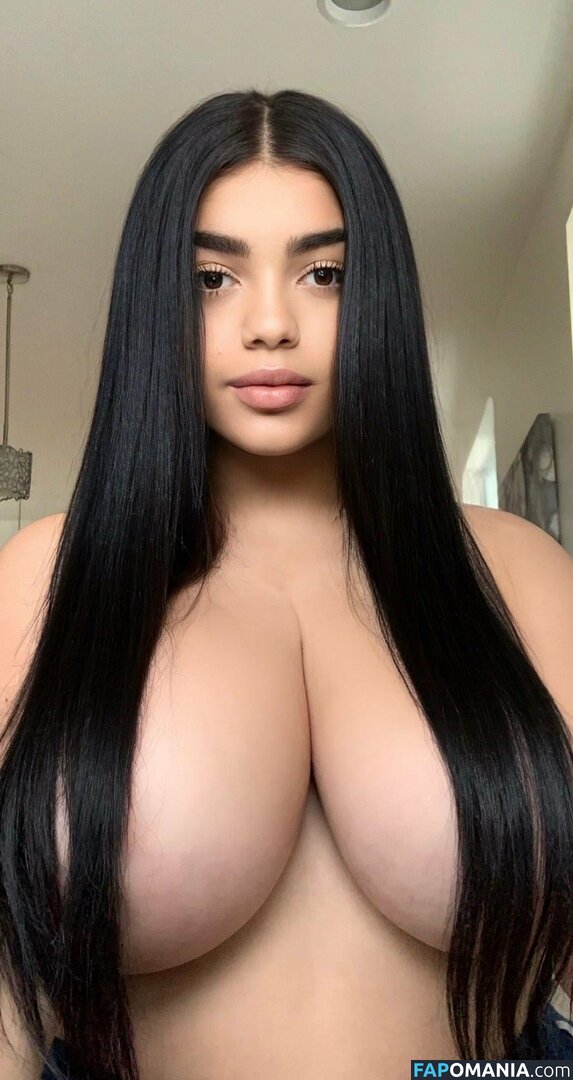 Yummy Yazmin / theyasminelopez / yazmin2yummy Nud OnlyFans  Fotografie scursă #4
