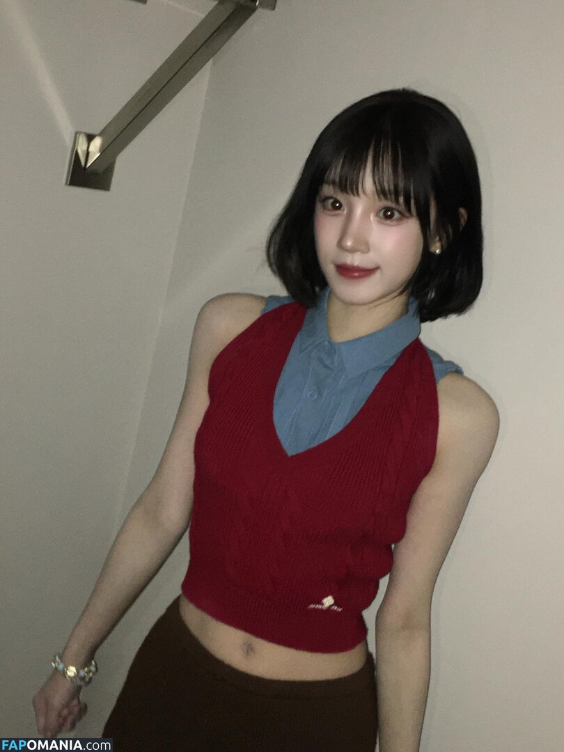 _Yuqi_ / https: / yuqisong.923 / yuqisun Nud OnlyFans  Fotografie scursă #53