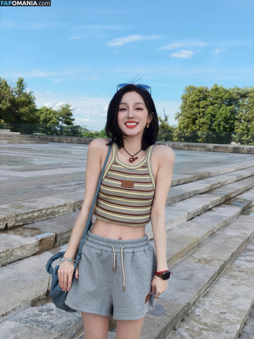 _Yuqi_ / https: / yuqisong.923 / yuqisun Nud OnlyFans  Fotografie scursă #73